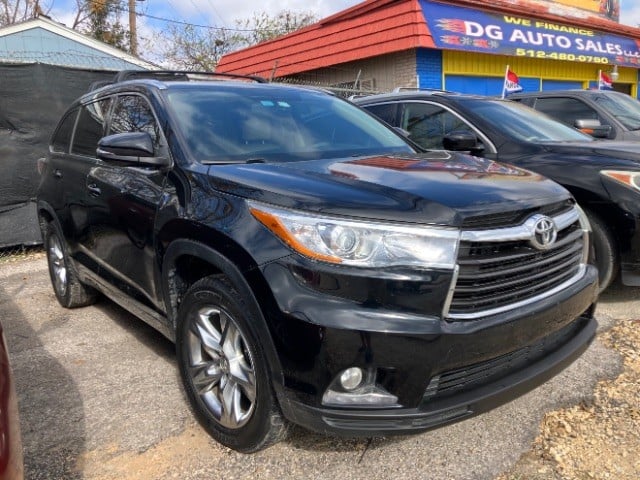 2014 Toyota Highlander - Image 2