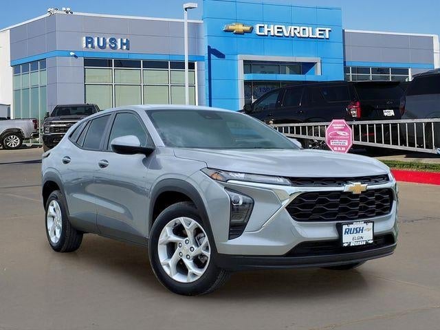2025 Chevrolet Trax - Image 1