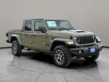 2026 Jeep Gladiator - Preview 3