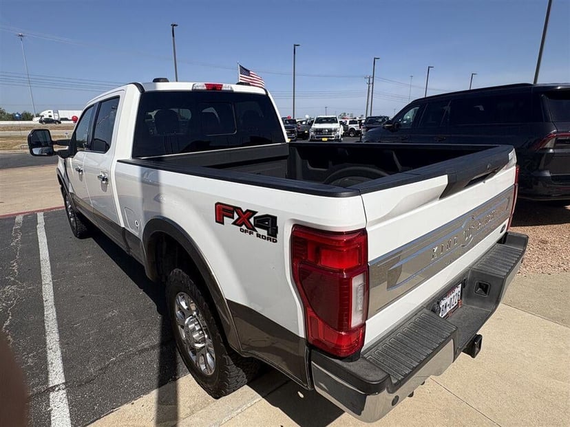 2021 Ford F-350 - Image 3