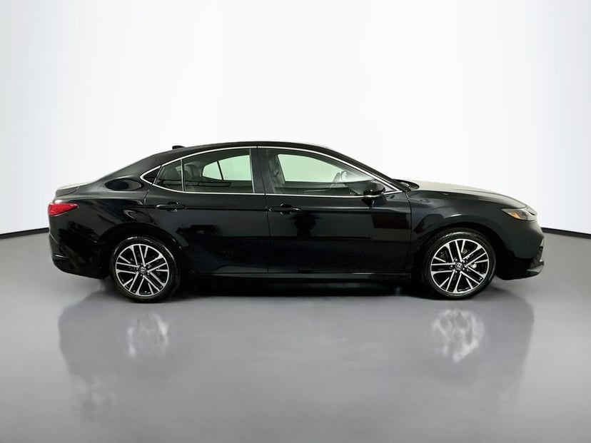 2026 Toyota Camry - Image 3