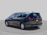 2023 Chrysler Pacifica - Preview 3