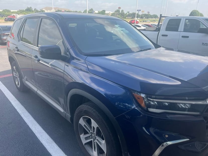 2024 Honda Pilot - Image 2