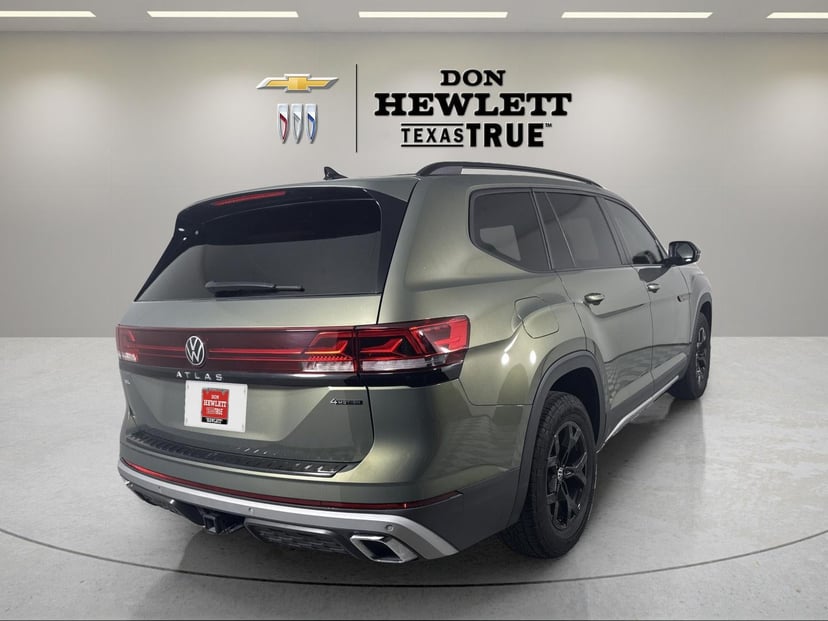 2024 Volkswagen Atlas - Image 3