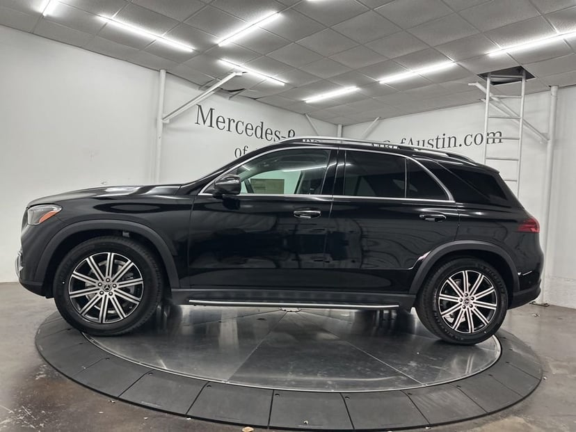 2026 Mercedes-Benz GLE - Image 2
