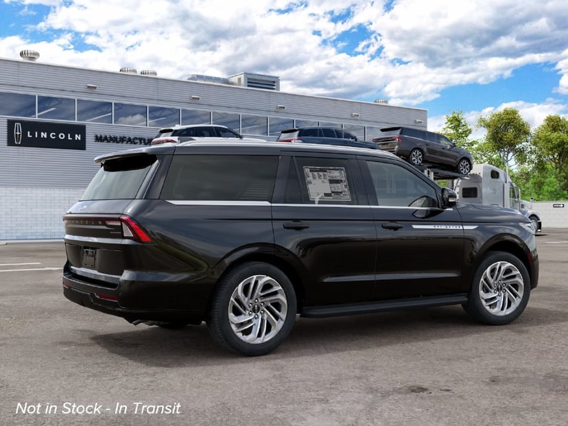 2027 Lincoln Navigator - Image 1