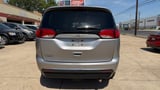 2017 Chrysler Pacifica - Preview 11