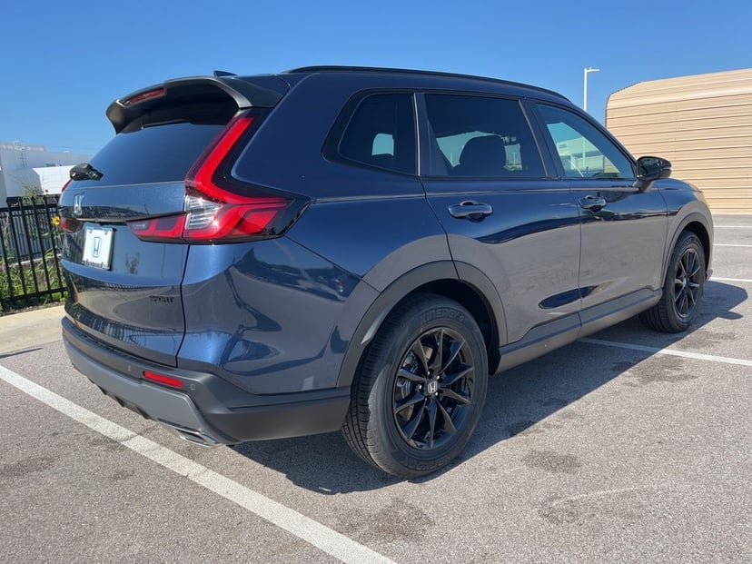 2026 Honda CR-V - Image 2