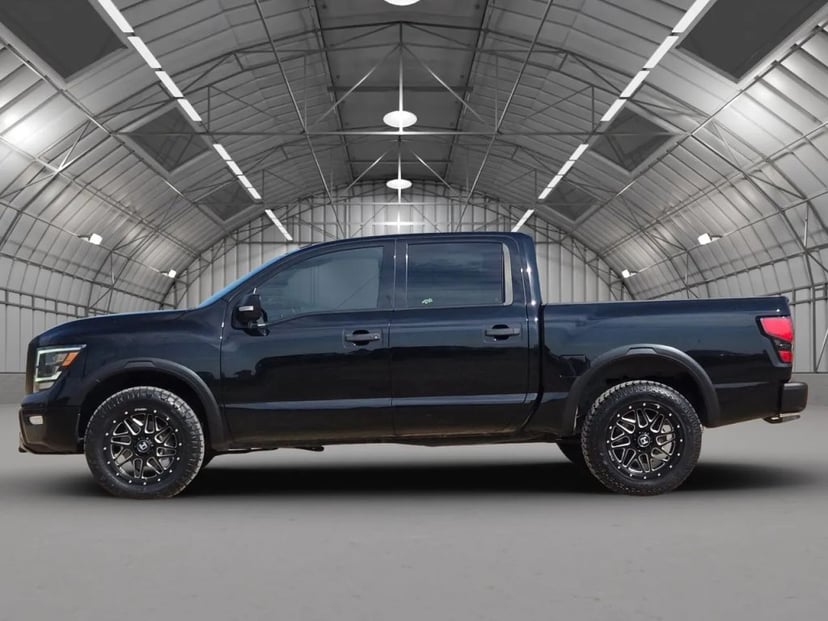 2021 Nissan Titan - Image 1