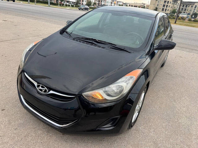 2011 Hyundai Elantra - Image 1