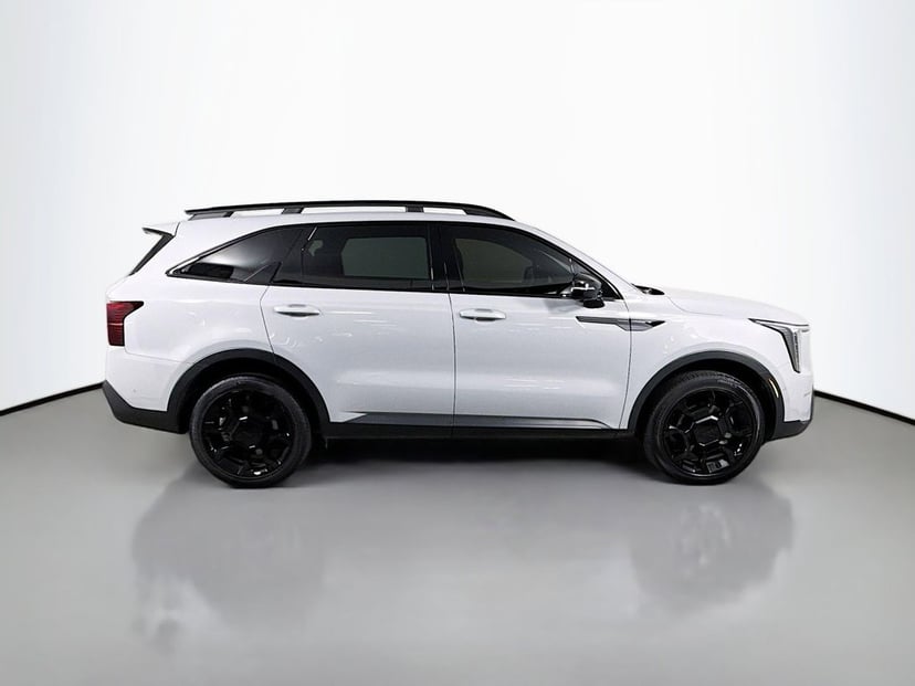 2025 Kia Sorento - Image 2