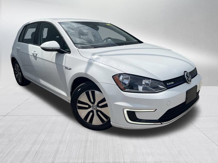 2016 Volkswagen E-Golf - Image 1