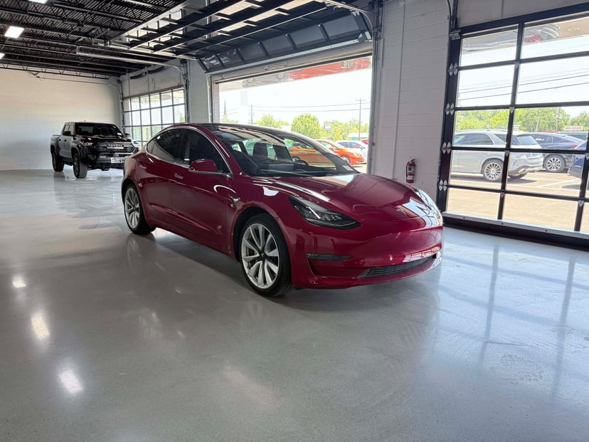 2019 Tesla Model 3 - Image 3
