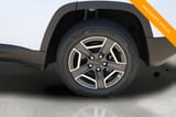 2026 Jeep Cherokee - Preview 11