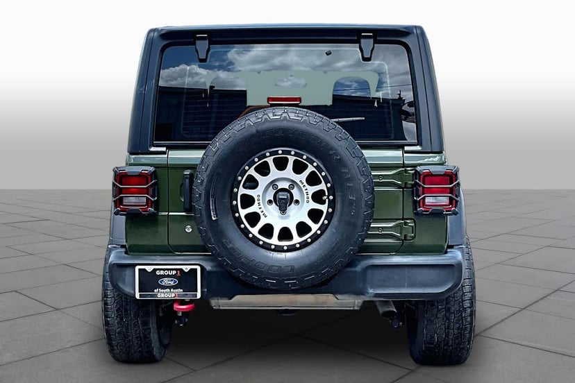 2021 Jeep Wrangler - Image 3