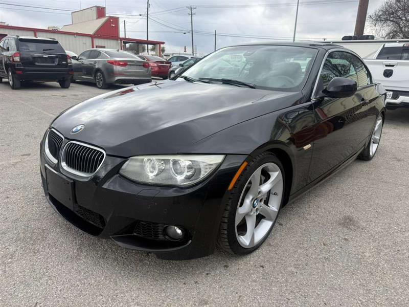 2011 BMW 3 Series - Image 3