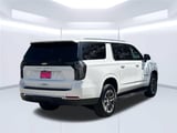 2026 Chevrolet Suburban - Preview 5