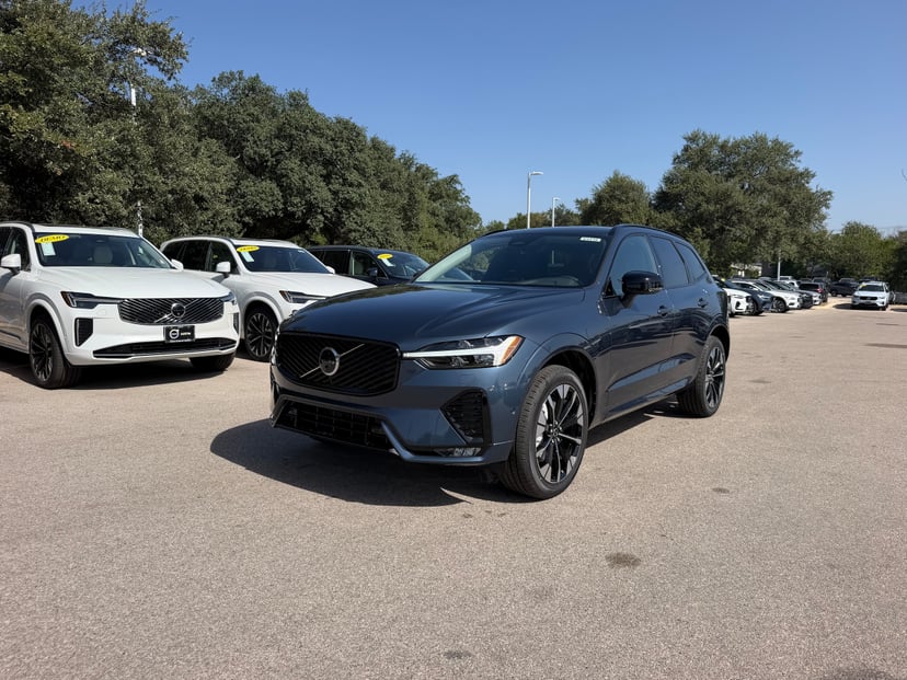 2027 Volvo XC60 - Image 1