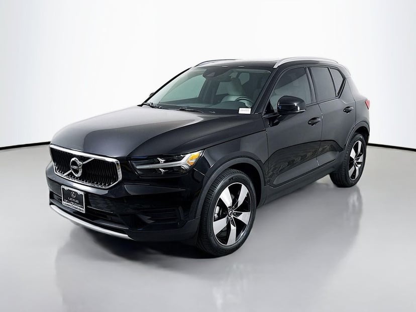 2020 Volvo XC40 - Image 1