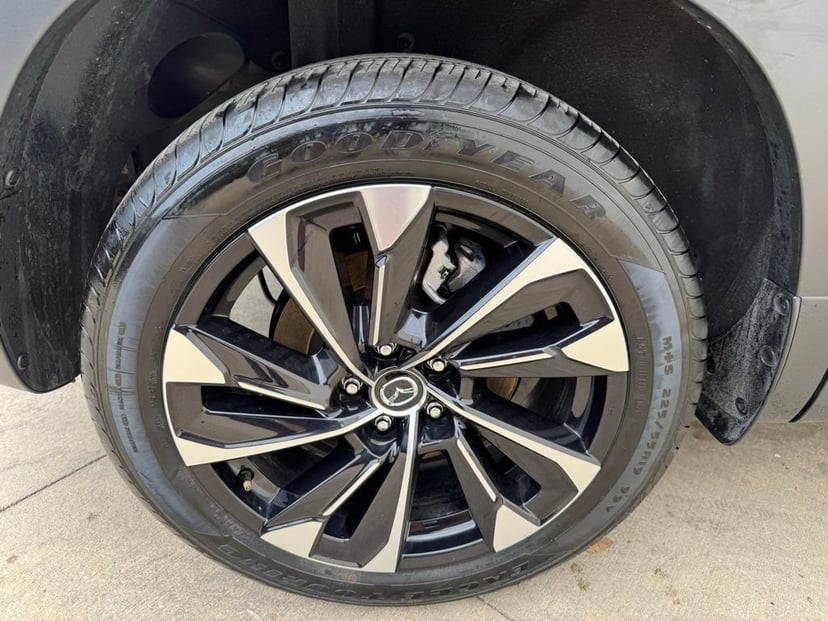 2025 Mazda CX-50 Hybrid - Image 2