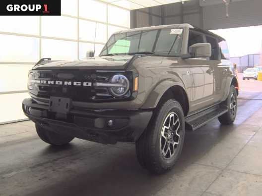 2025 Ford Bronco - Image 1