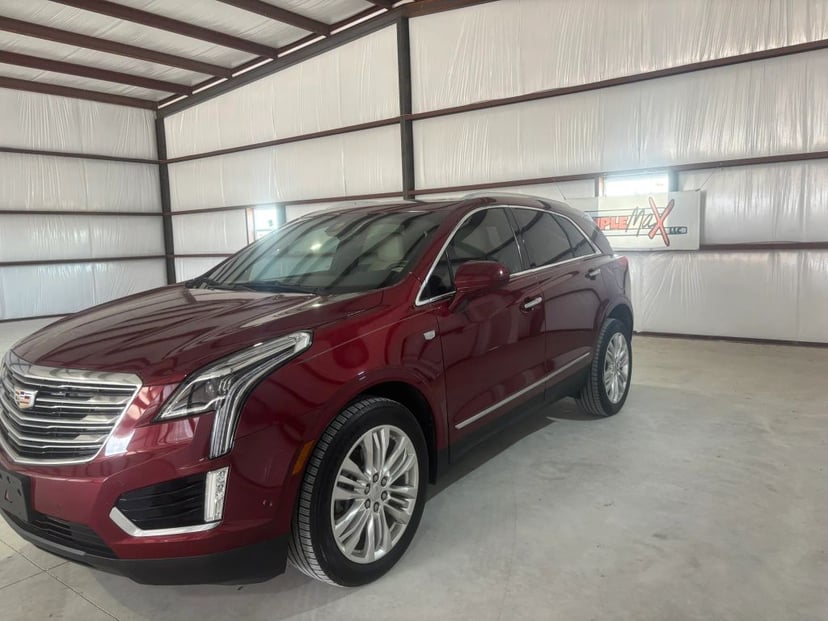 2017 Cadillac XT5 - Image 1