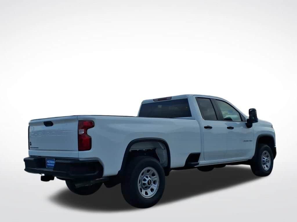 2026 Chevrolet Silverado 3500 HD - Image 3