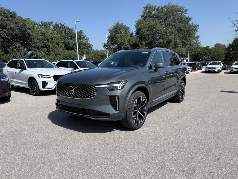 2027 Volvo XC90 - Image 1