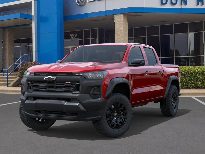 2026 Chevrolet Colorado - Image 2
