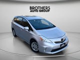 2013 Toyota prius-v - Preview 2