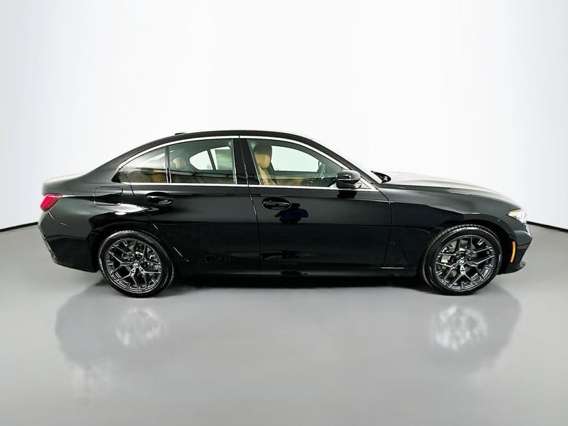 2026 BMW 330i - Image 2