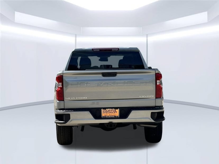 2026 Chevrolet Silverado 1500 - Image 2