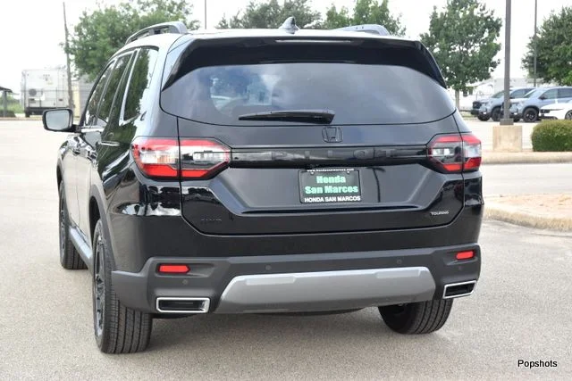 2026 Honda Pilot - Image 2