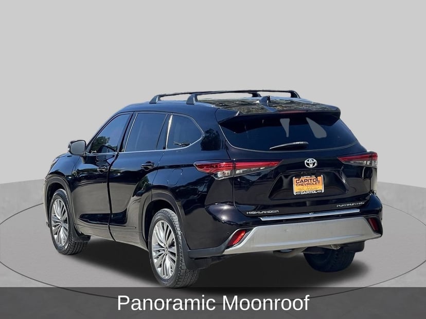 2021 Toyota Highlander - Image 3