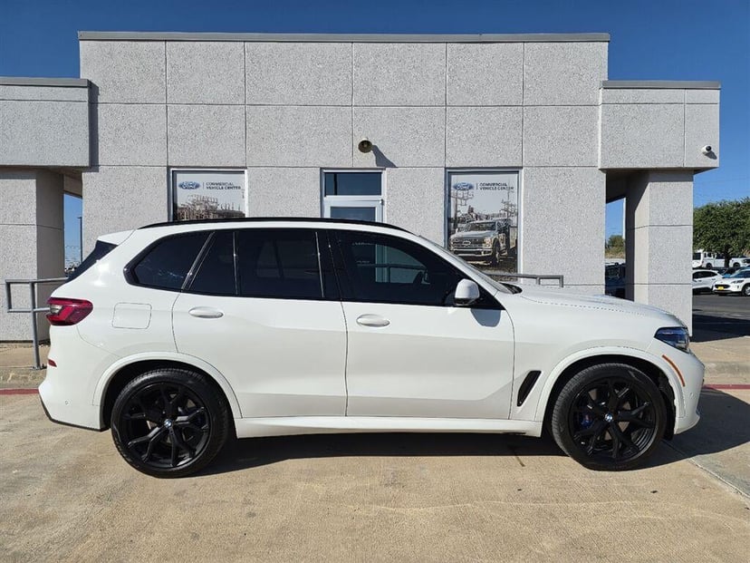 2023 BMW X5 - Image 1