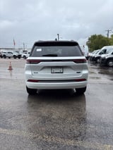 2027 Jeep Grand Cherokee - Preview 4