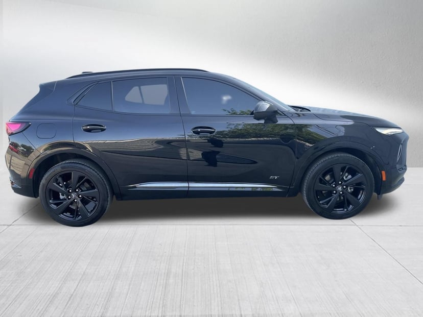 2025 Buick Envision - Image 3