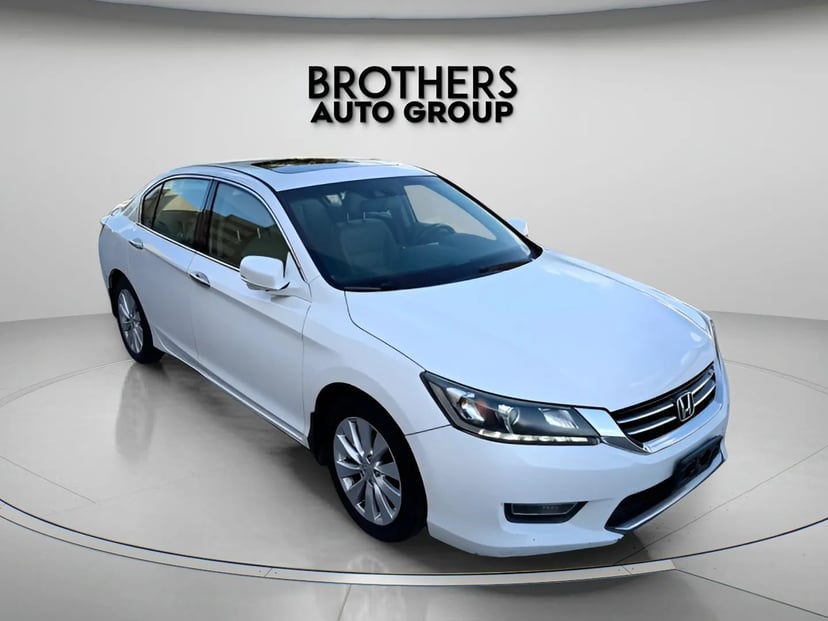 2013 Honda Accord - Image 2