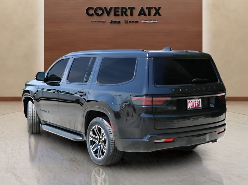 2023 Jeep Wagoneer - Image 2