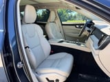 2023 Volvo XC60 - Preview 10