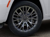 2027 Jeep Grand Cherokee L - Preview 4