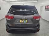 2017 Toyota Highlander - Preview 5