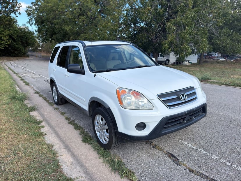 2005 Honda CR-V - Image 1