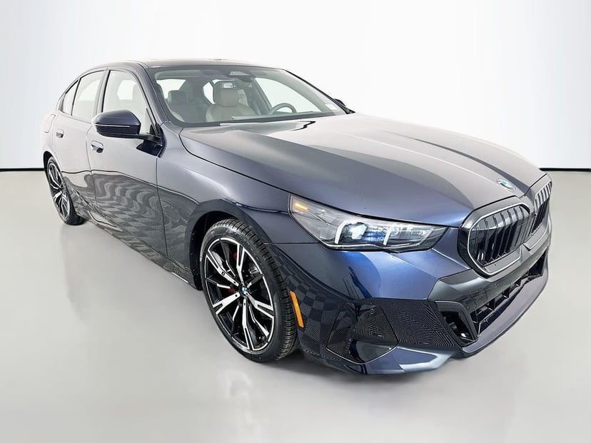 2027 BMW 530i - Image 2