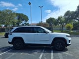 2024 Jeep Grand Cherokee - Preview 2