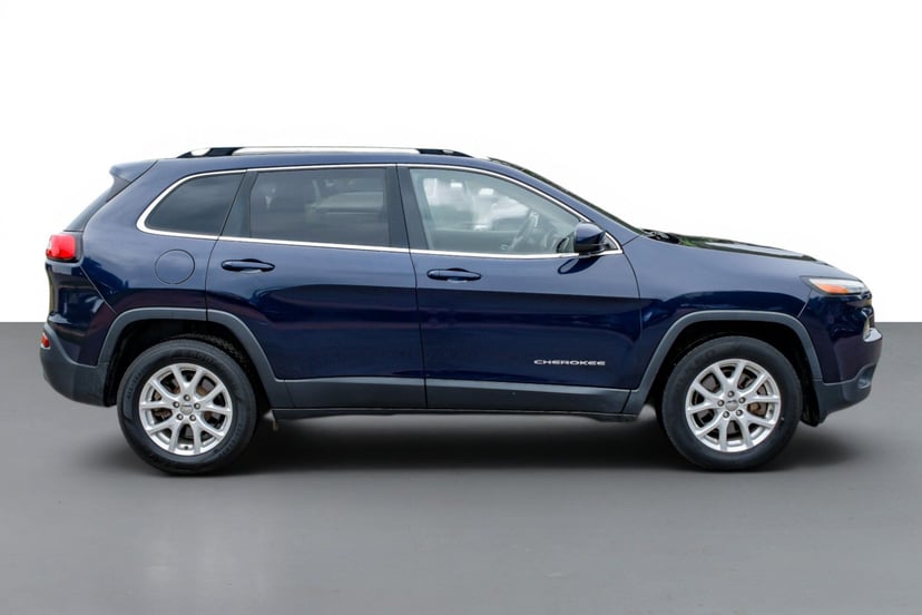 2015 Jeep Cherokee - Image 3