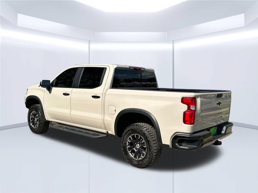 2026 Chevrolet Silverado 1500 - Image 1