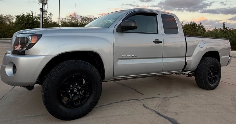 2010 Toyota Tacoma - Image 1
