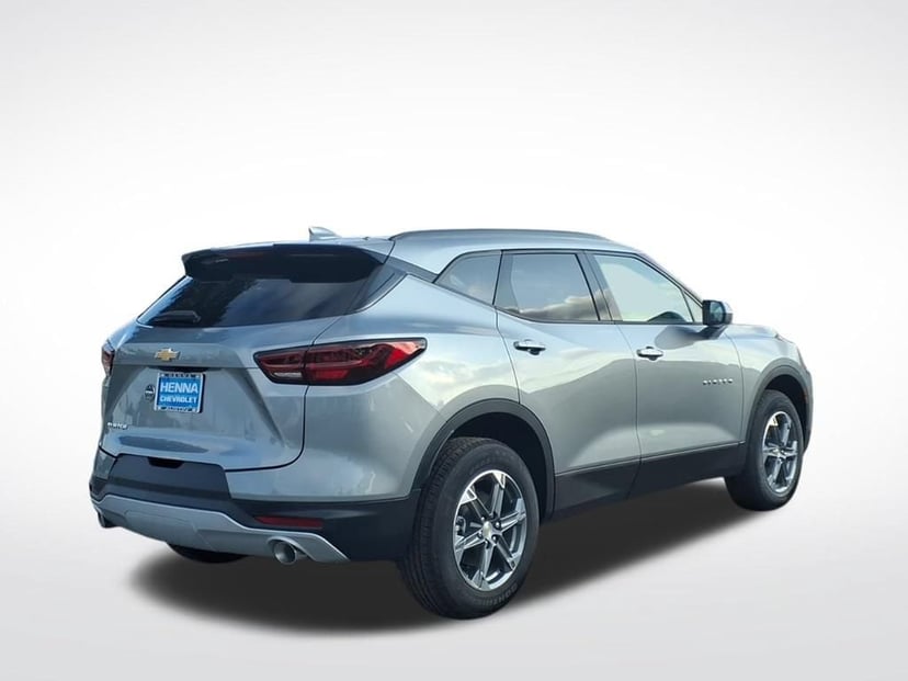 2026 Chevrolet Blazer - Image 3