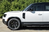 2026 Land Rover Defender - Preview 12